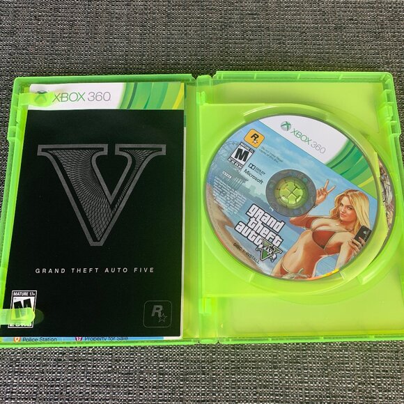 Grand Theft Auto 5 V (Microsoft Xbox One, 2014) complete with map game five gta - Picture 4 of 6